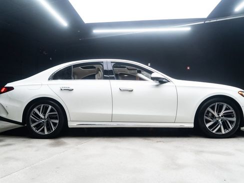 Used 2025 Mercedes-Benz E 350 Sedan image 7