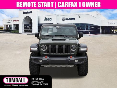 Used 2024 Jeep Gladiator Mojave w/ Convenience Group image 2