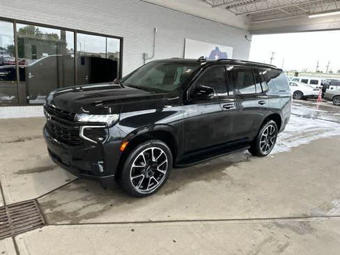Used 2023 Chevrolet Tahoe RST w/ Luxury Package AWD/4WD image 19