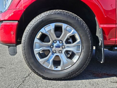 Used 2023 Ford F150 Platinum w/ FX4 Off-Road Package AWD/4WD image 14
