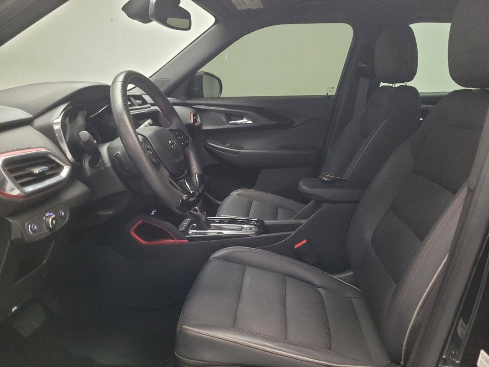 Used 2021 Chevrolet TrailBlazer RS w/ Technology Package FWD image 17