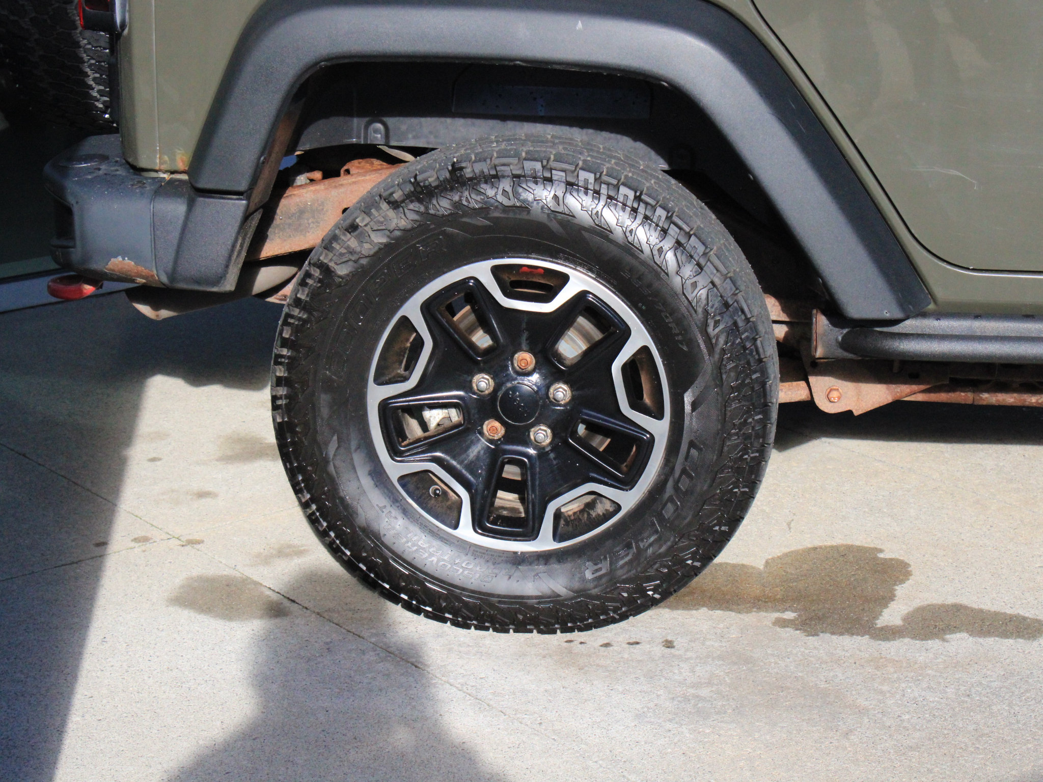 Used 2015 Jeep Wrangler Unlimited Rubicon AWD/4WD image 11