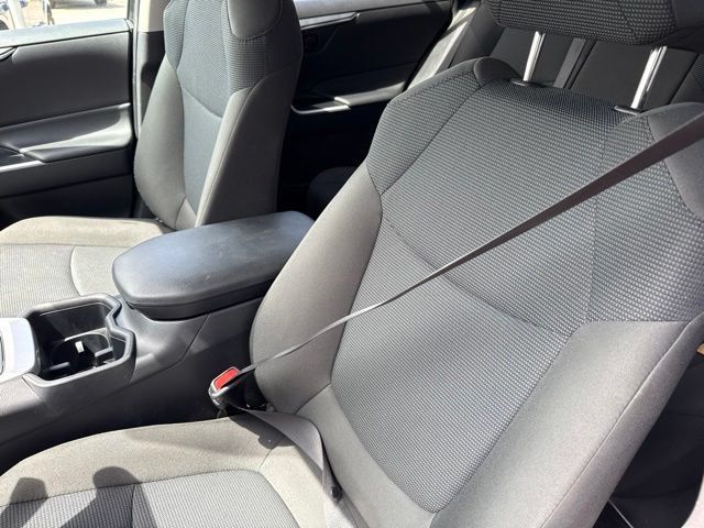 Used 2025 Toyota RAV4 LE FWD image 9