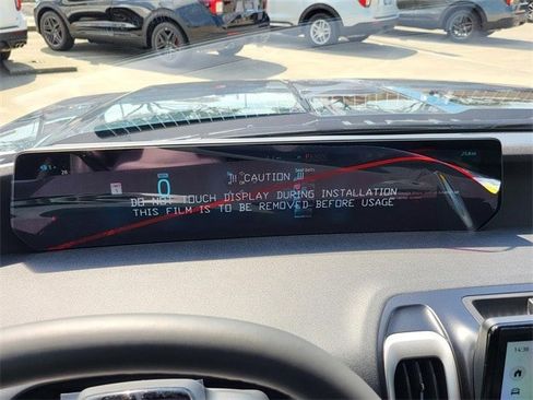 New 2025 Ford Expedition Active image 3