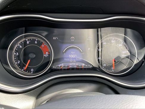Used 2020 Jeep Cherokee Trailhawk w/ Cold Weather Group AWD/4WD image 19