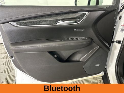 Used 2021 Cadillac XT5 Premium Luxury image 9