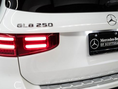 Certified 2026 Mercedes-Benz GLB 250 image 9