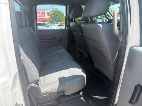 Used 2015 Ford F550 4x4 Crew Cab Super Duty image 13