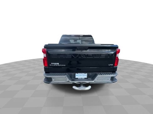 Used 2023 Chevrolet Silverado 1500 LTZ AWD/4WD image 7