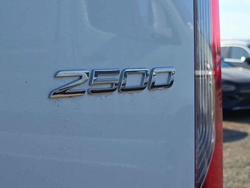Used 2025 Mercedes-Benz Sprinter 2500 image 17