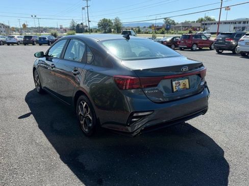 Used 2021 Kia Forte LXS FWD image 8