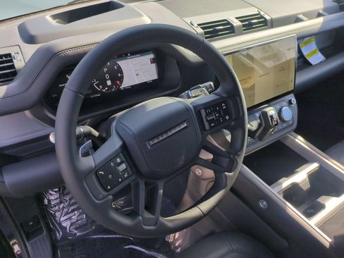 New 2026 Land Rover Defender 130 V8 AWD/4WD image 17