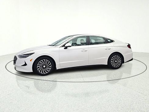 Used 2020 Hyundai Sonata Limited FWD image 4