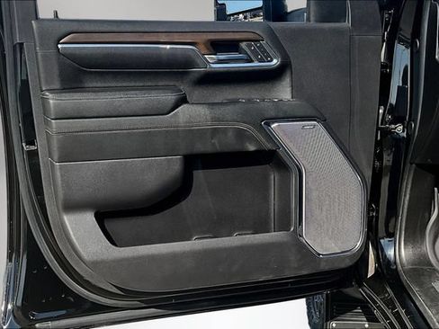 Used 2024 Chevrolet Silverado 2500 High Country w/ High Country Premium Package AWD/4WD image 21
