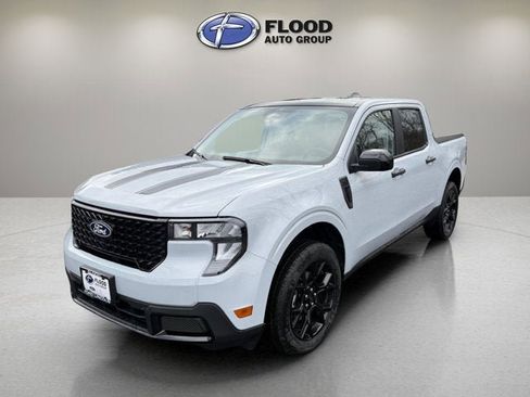 New 2026 Ford Maverick XLT w/ XLT Luxury Package image 3