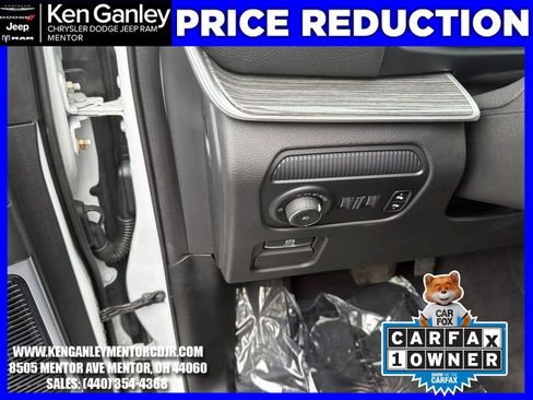 Used 2022 Jeep Wagoneer Series III w/ Premium Group I image 12