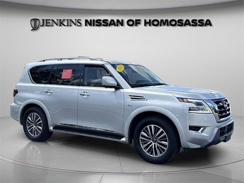 Certified 2021 Nissan Armada SL w/ Captain's Chairs Package image 7