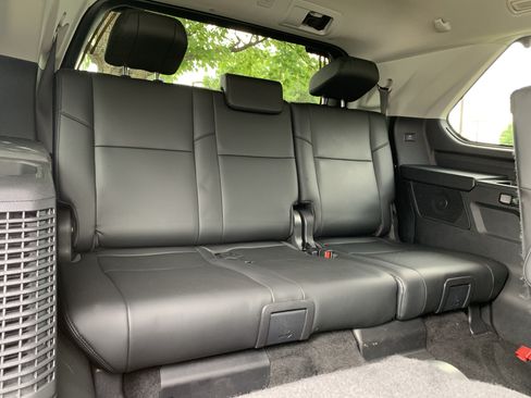 Used 2024 Toyota Sequoia Limited AWD/4WD image 33
