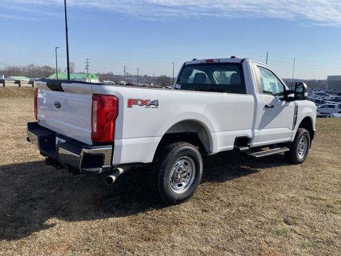 New 2026 Ford F250 XL w/ FX4 Off-Road Package AWD/4WD image 6