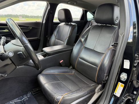 Used 2017 Chevrolet Impala Premier FWD image 27