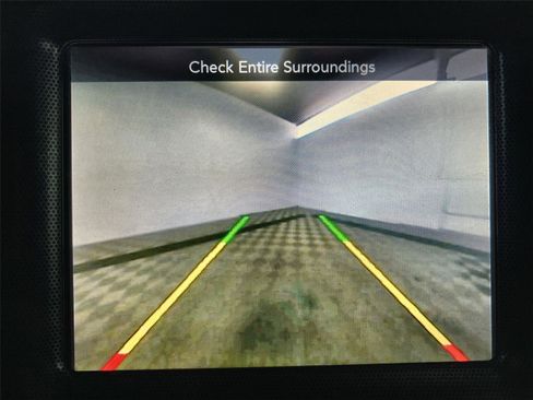 Used 2015 Dodge Challenger R/T Plus image 17