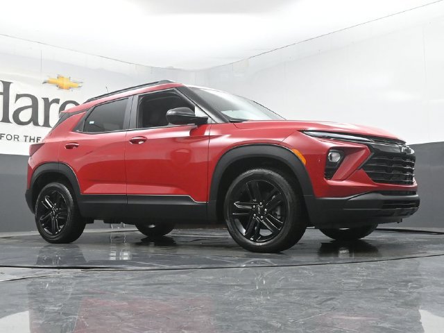 New 2026 Chevrolet TrailBlazer LT w/ Midnight Edition FWD image 2