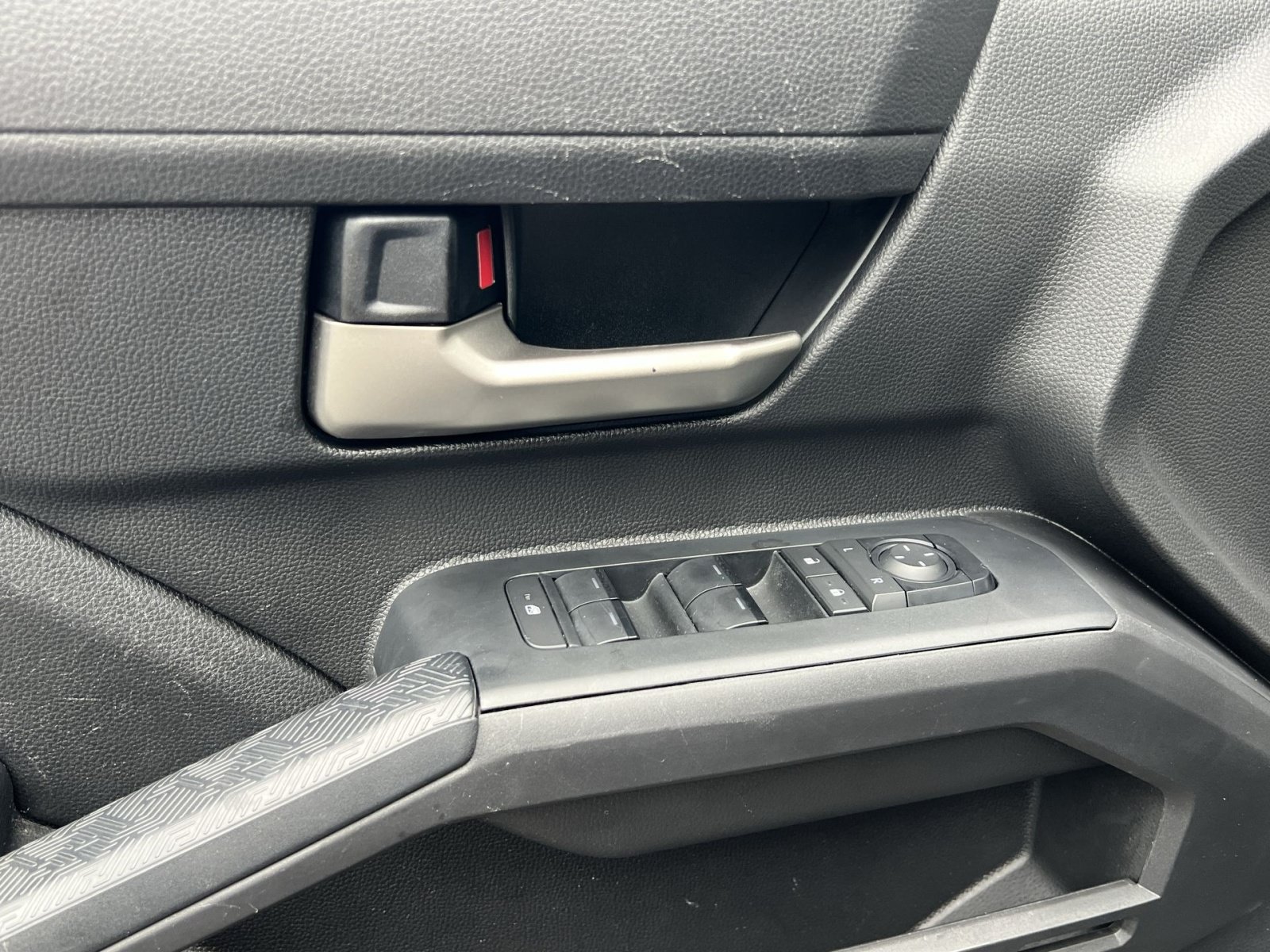 Used 2024 Toyota Tacoma TRD Off-Road AWD/4WD image 14