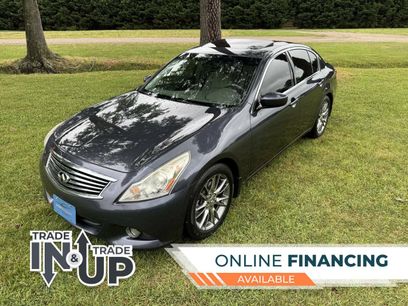 Used 2011 INFINITI G37 Journey w/ Premium Pkg