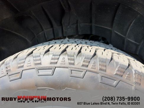 Used 2026 Chevrolet Silverado 3500 High Country w/ High Country Premium Package AWD/4WD image 9
