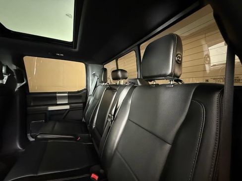 Used 2017 Ford F150 Lariat w/ Equipment Group 502A Luxury AWD/4WD image 27