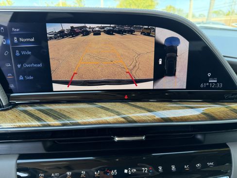 Used 2021 Cadillac Escalade ESV Sport Platinum image 26