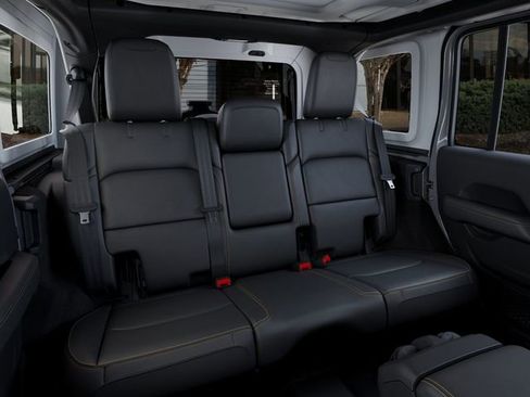 New 2026 Jeep Wrangler Sahara w/ Technology Group AWD/4WD image 15