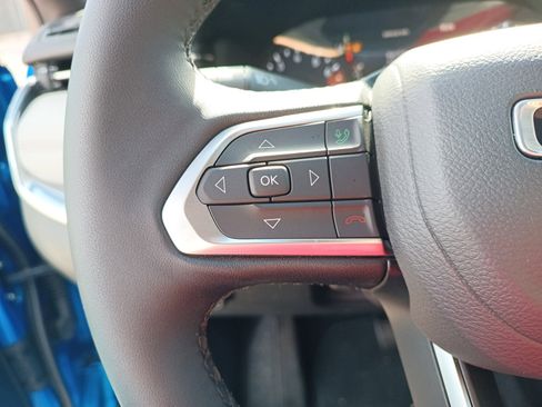 Certified 2024 Jeep Compass Limited image 21