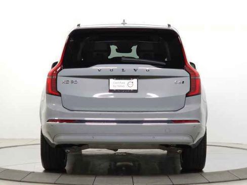 Certified 2026 Volvo XC90 B6 Plus AWD/4WD image 8
