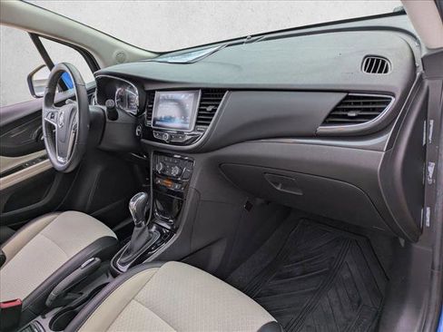 Used 2018 Buick Encore Preferred image 20