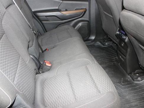 Used 2019 GMC Acadia SLE FWD image 24