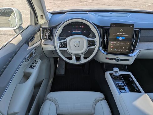 New 2026 Volvo XC90 T8 Ultra w/ Protection Package Premier AWD/4WD image 23
