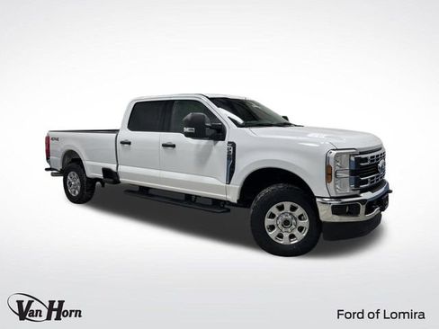 Used 2024 Ford F250 XLT image 1