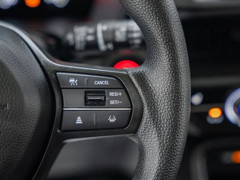 Used 2025 Honda CR-V EX image 26