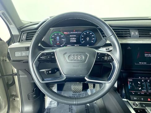 Certified 2021 Audi e-tron Premium w/ Convenience Plus Package image 13