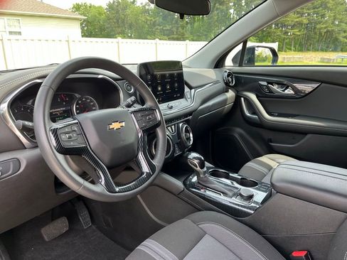 Used 2024 Chevrolet Blazer LT w/ LPO, Floor Liner Package FWD image 16