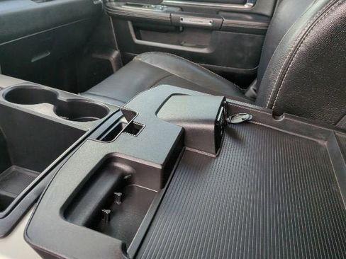 Used 2015 RAM 2500 Laramie w/ Convenience Group AWD/4WD image 23