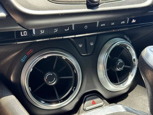 Used 2021 Chevrolet Camaro LT RWD image 15