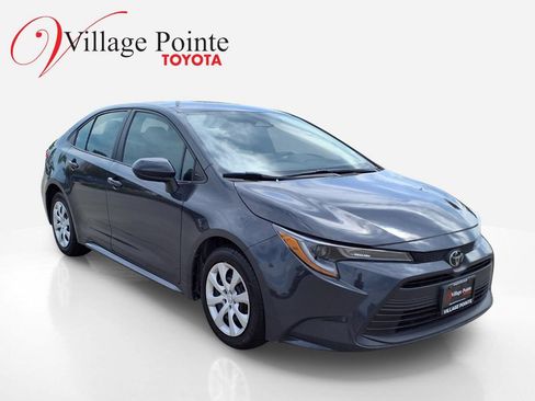 Used 2024 Toyota Corolla LE FWD image 7
