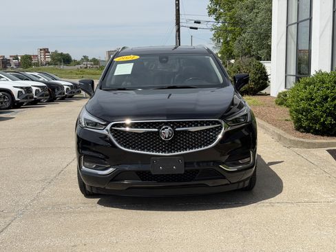 Used 2021 Buick Enclave Avenir w/ Avenir Technology Package AWD/4WD image 18