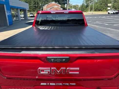 Used 2024 GMC Sierra 1500 Elevation AWD/4WD image 8