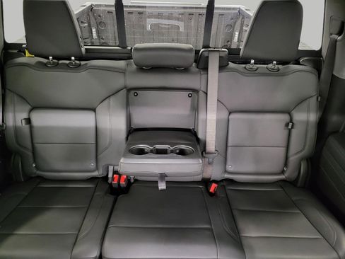 Certified 2025 Chevrolet Silverado 1500 LT Trail Boss w/ Convenience Package II image 23