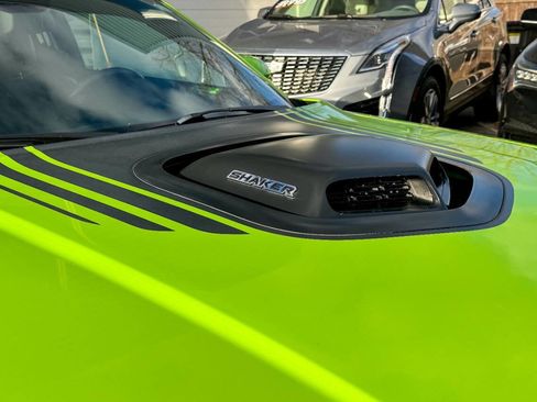 Used 2015 Dodge Challenger R/T Plus image 9