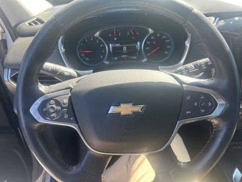 Used 2018 Chevrolet Traverse Premier image 18