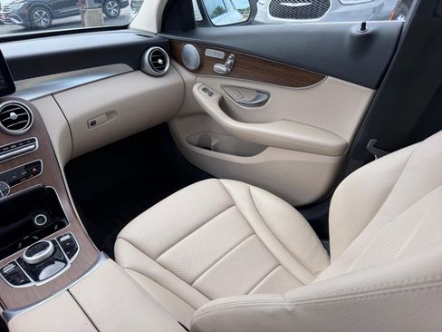 Used 2021 Mercedes-Benz C 300 4MATIC Sedan w/ Premium Package image 20